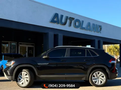 More photos of 2021 Volkswagen Atlas Cross Sport 2.0T SE w/Technology at AUTOLAND, FL