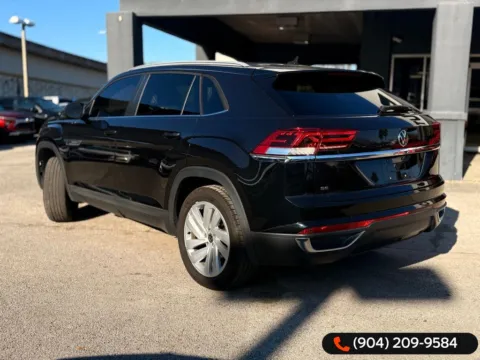 More photos of 2021 Volkswagen Atlas Cross Sport 2.0T SE w/Technology at AUTOLAND, FL