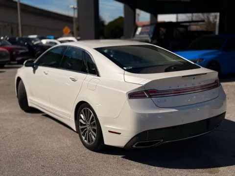 More photos of 2020 Lincoln MKZ Standard at AUTOLAND, FL