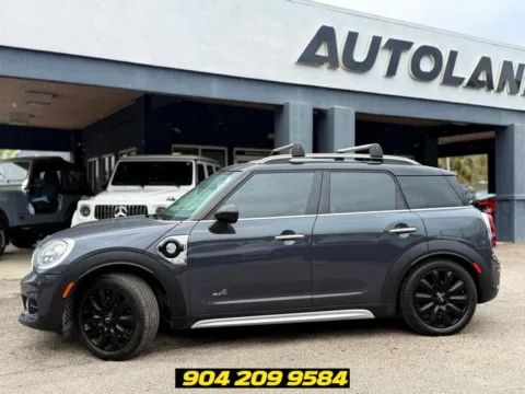 More photos of 2019 MINI Cooper S E Countryman at AUTOLAND, FL