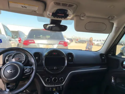 More photos of 2019 MINI Cooper S E Countryman at AUTOLAND, FL