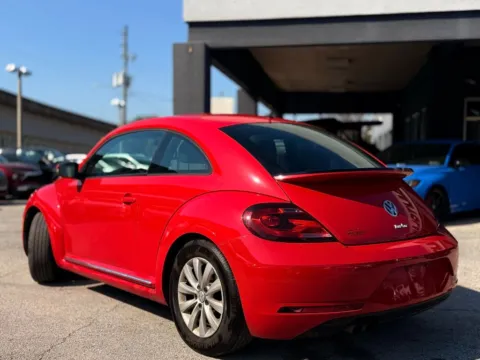 More photos of 2019 Volkswagen Beetle 2.0T S at AUTOLAND, FL