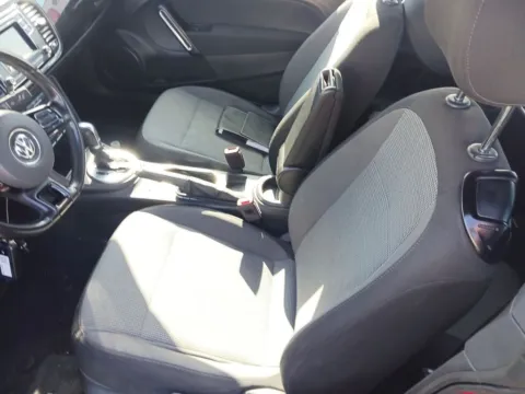 More photos of 2019 Volkswagen Beetle 2.0T S at AUTOLAND, FL