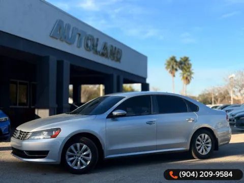 Silver 2012 Volkswagen Passat 2.5 S for sale in Jacksonville, FL