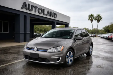 Gray 2016 Volkswagen e-Golf SE for sale in Jacksonville, FL