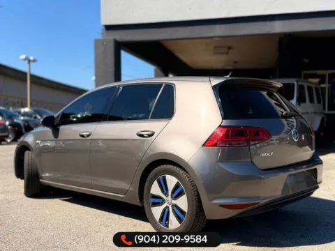 More photos of 2016 Volkswagen e-Golf SE at AUTOLAND, FL