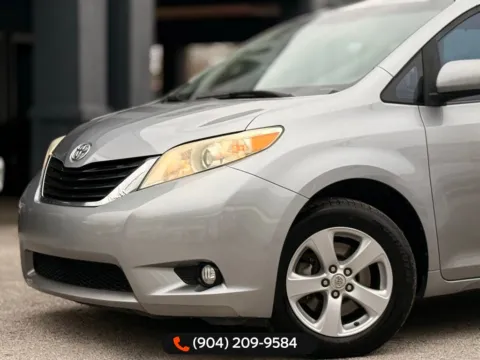 Photos of 2011 Toyota Sienna LE for sale in Jacksonville, FL at AUTOLAND