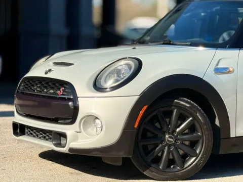 Another view of 2019 MINI Cooper S Classic for sale in Jacksonville, FL at AUTOLAND