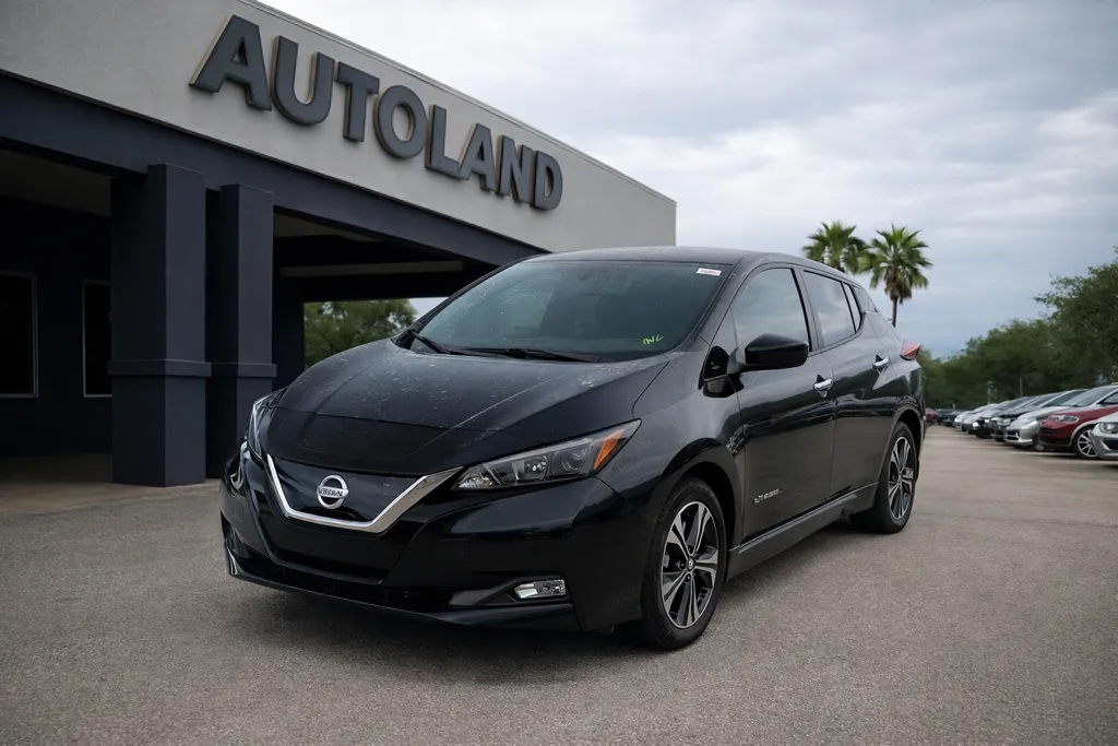 Black 2018 Nissan Leaf SV for sale in Jacksonville, FL