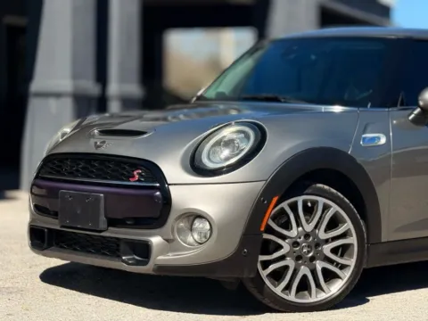 Photos of 2019 MINI Cooper S Signature for sale in Jacksonville, FL at AUTOLAND