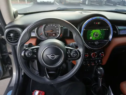 More photos of 2019 MINI Cooper S Signature at AUTOLAND, FL