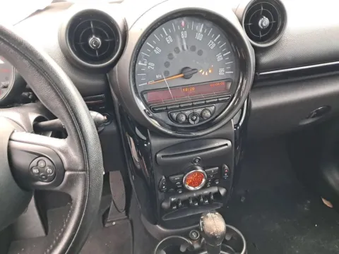 More photos of 2015 MINI Cooper Paceman at AUTOLAND, FL