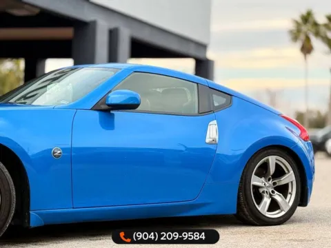 More photos of 2009 Nissan 370Z Touring at AUTOLAND, FL