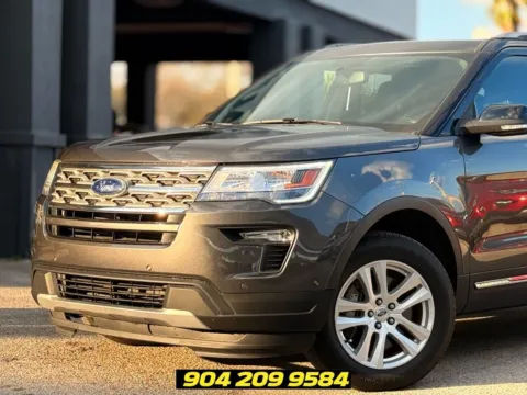 More photos of 2018 Ford Explorer XLT at AUTOLAND, FL