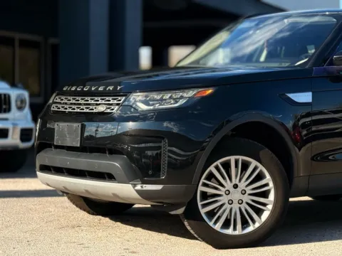 Photos of 2017 Land Rover Discovery HSE for sale in Jacksonville, FL at AUTOLAND