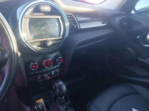 More photos of 2019 MINI Cooper Classic at AUTOLAND, FL