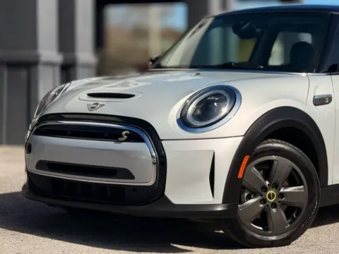 Photos of 2022 MINI Cooper SE Electric Signature for sale in Jacksonville, FL at AUTOLAND