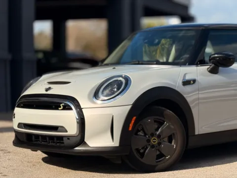Photos of 2022 MINI Cooper SE Electric Signature for sale in Jacksonville, FL at AUTOLAND