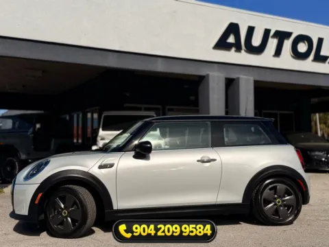 More photos of 2022 MINI Cooper SE Electric Signature at AUTOLAND, FL