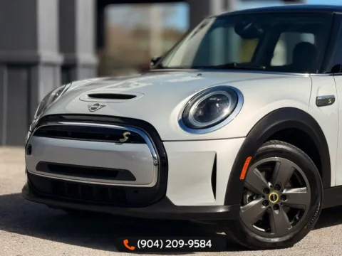 Photos of 2022 MINI Cooper SE Electric Signature for sale in Jacksonville, FL at AUTOLAND