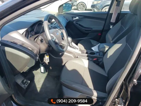 Photos of 2014 Ford Focus SE for sale in Jacksonville, FL at AUTOLAND