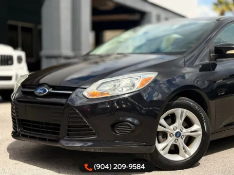 Photos of 2014 Ford Focus SE for sale in Jacksonville, FL at AUTOLAND