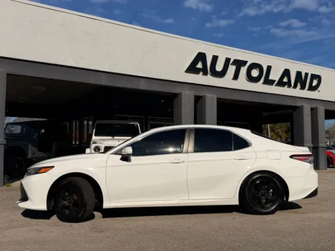More photos of 2018 Toyota Camry L at AUTOLAND, FL