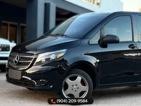 Photos of 2018 Mercedes-Benz Metris Passenger for sale in Jacksonville, FL at AUTOLAND