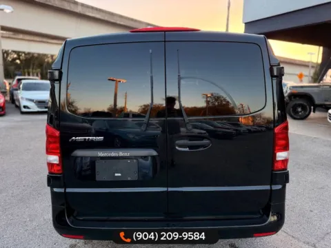 More photos of 2018 Mercedes-Benz Metris Passenger at AUTOLAND, FL