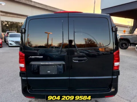 More photos of 2018 Mercedes-Benz Metris Passenger at AUTOLAND, FL