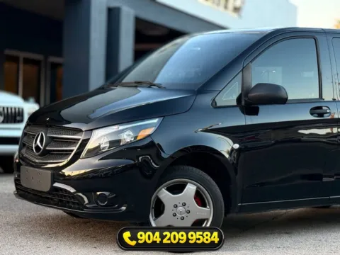 Photos of 2018 Mercedes-Benz Metris Passenger for sale in Jacksonville, FL at AUTOLAND