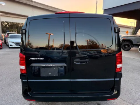 More photos of 2018 Mercedes-Benz Metris Passenger at AUTOLAND, FL
