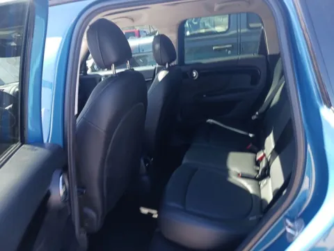 More photos of 2019 MINI Cooper Countryman Iconic at AUTOLAND, FL