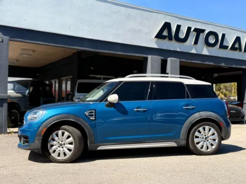 More photos of 2019 MINI Cooper Countryman Iconic at AUTOLAND, FL