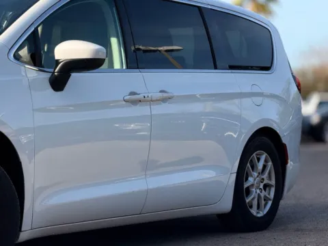 Another view of 2017 Chrysler Pacifica LX for sale in Jacksonville, FL at AUTOLAND