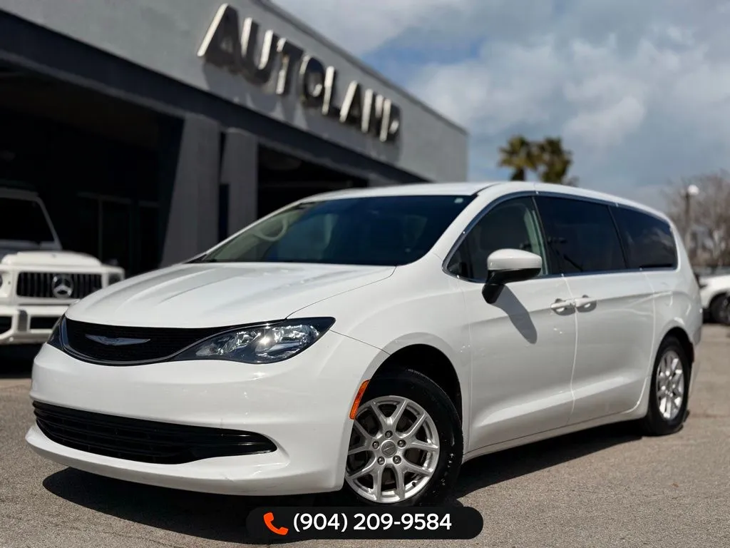 2017 Chrysler Pacifica LX for sale in Jacksonville, FL