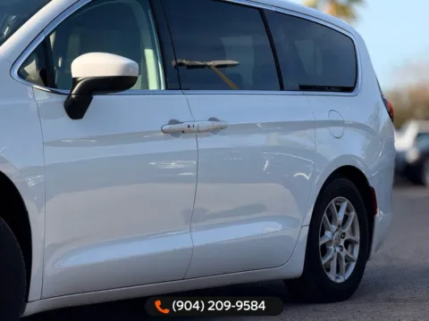 Another view of 2017 Chrysler Pacifica LX for sale in Jacksonville, FL at AUTOLAND