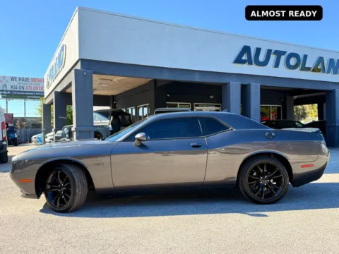 More photos of 2016 Dodge Challenger R/T at AUTOLAND, FL