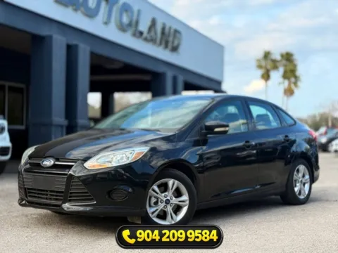 Black 2014 Ford Focus SE for sale in Jacksonville, FL