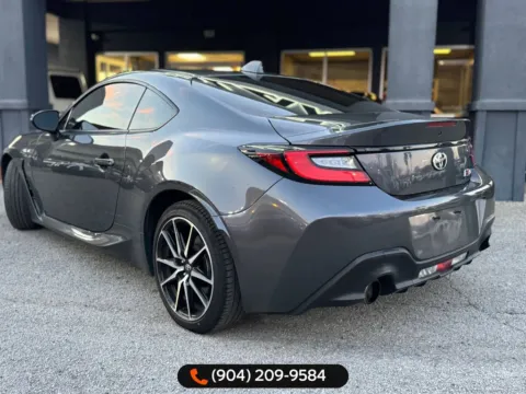 More photos of 2022 Toyota GR86 at AUTOLAND, FL