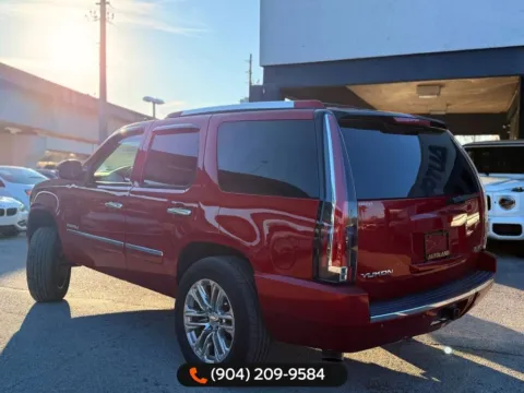 More photos of 2013 GMC Yukon Denali at AUTOLAND, FL