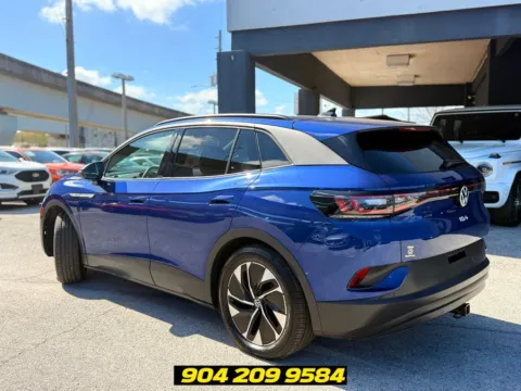 More photos of 2021 Volkswagen ID.4 Pro S at AUTOLAND, FL