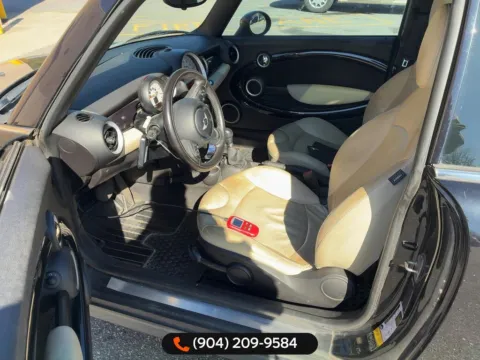 More photos of 2011 MINI Cooper at AUTOLAND, FL