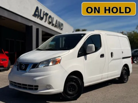 White 2014 Nissan NV200 SV for sale in Jacksonville, FL