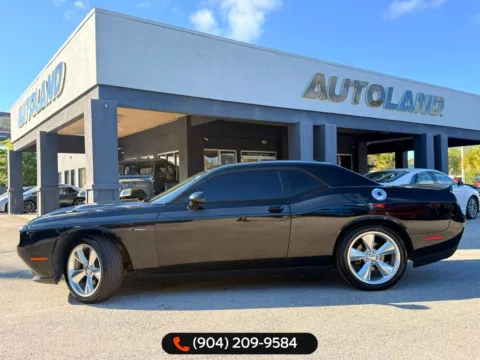 More photos of 2016 Dodge Challenger R/T at AUTOLAND, FL