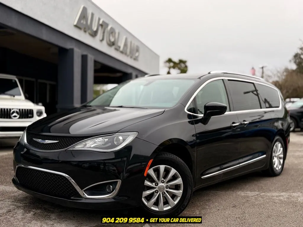 2019 Chrysler Pacifica Touring L