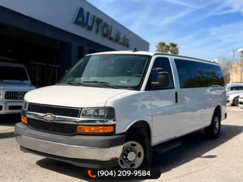 White 2019 Chevrolet Express 3500 LT for sale in Jacksonville, FL