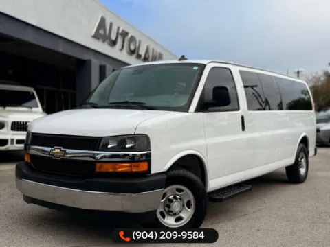 White 2019 Chevrolet Express 3500 LT for sale in Jacksonville, FL
