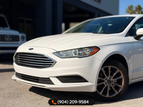 Photos of 2017 Ford Fusion SE for sale in Jacksonville, FL at AUTOLAND