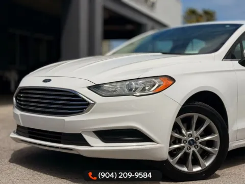 Photos of 2017 Ford Fusion SE for sale in Jacksonville, FL at AUTOLAND